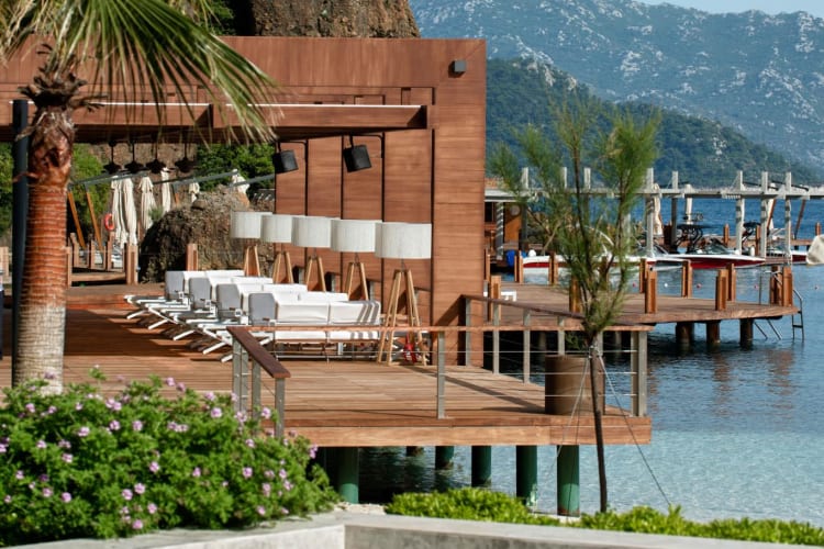 Aqua Bar
